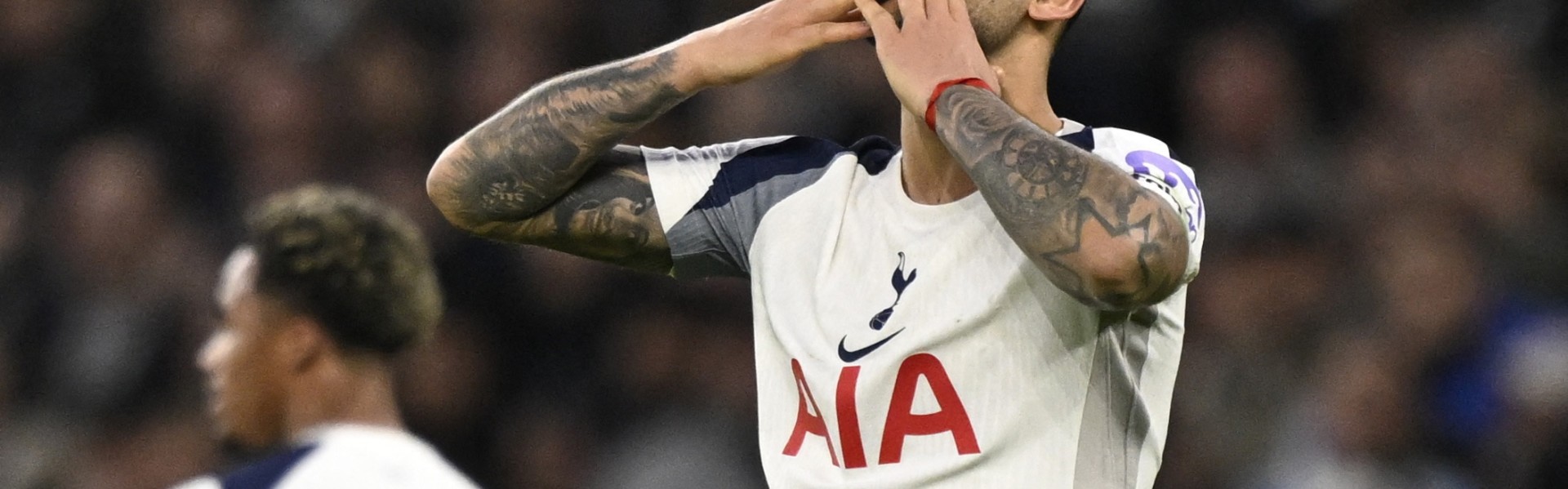 B体育官方网站-父亲透露解约金金额！记者批罗梅罗：和恩佐一样，试图运作转会